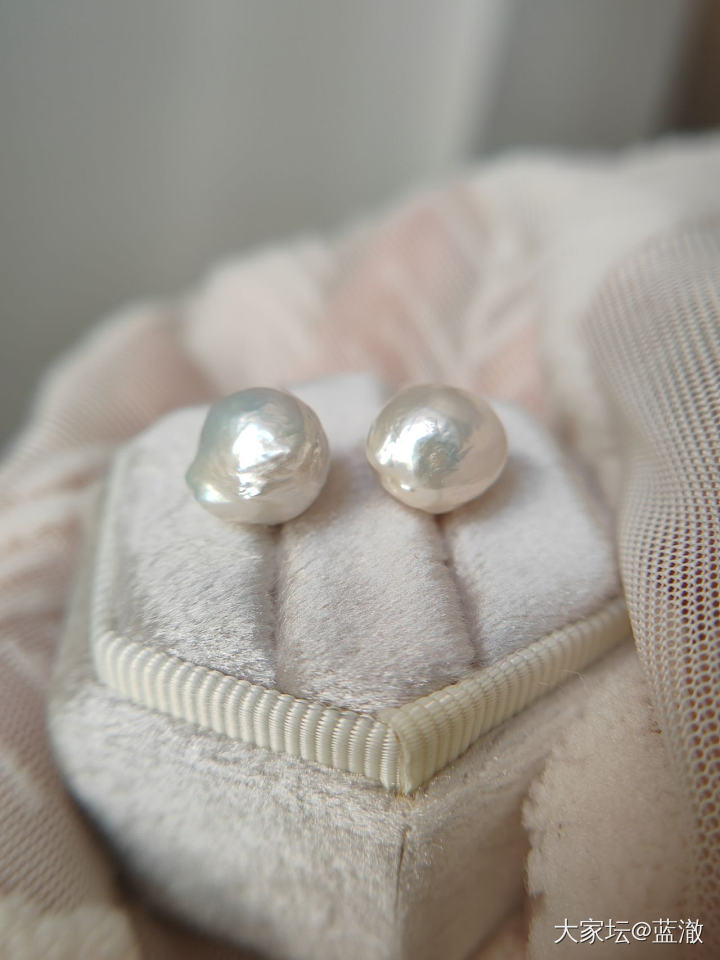 各种镶嵌珍珠首饰，都是银镶_有机宝石