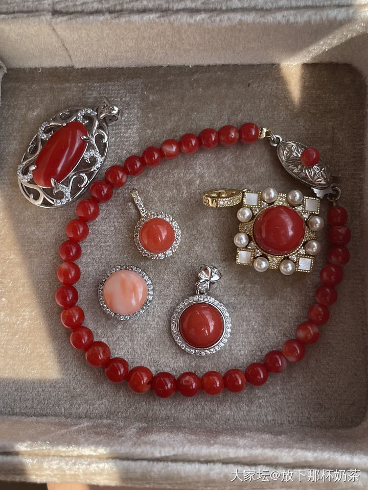 周末更新 血亏清理小百手链 都对半出珊瑚珍珠绿松蜜蜡小精品_有机宝石