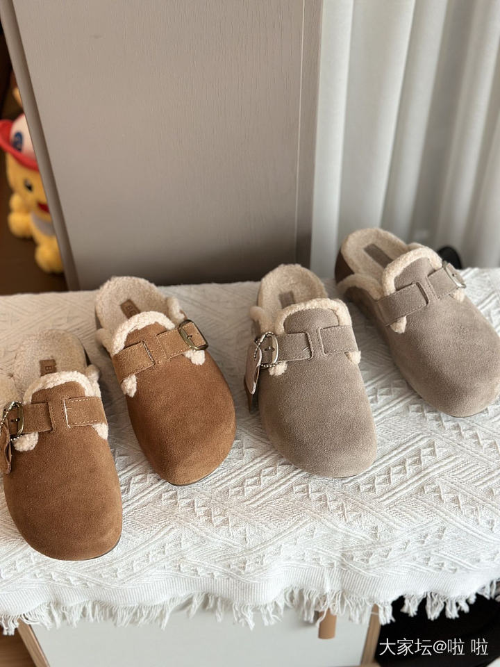 百丽吐司拖鞋_品味