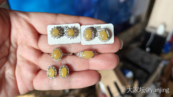 天然缅甸A货翡翠戒指耳钉_翡翠