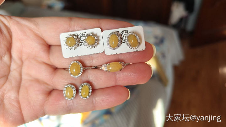 天然缅甸A货翡翠戒指耳钉_翡翠