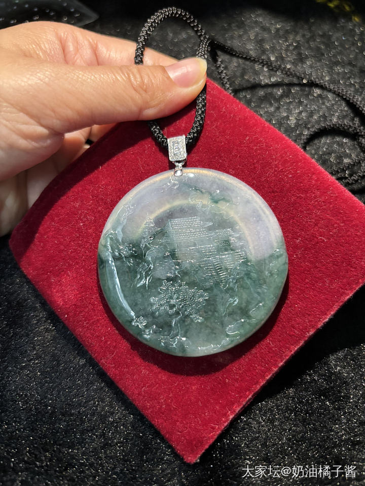 天然翡翠大山水牌_翡翠