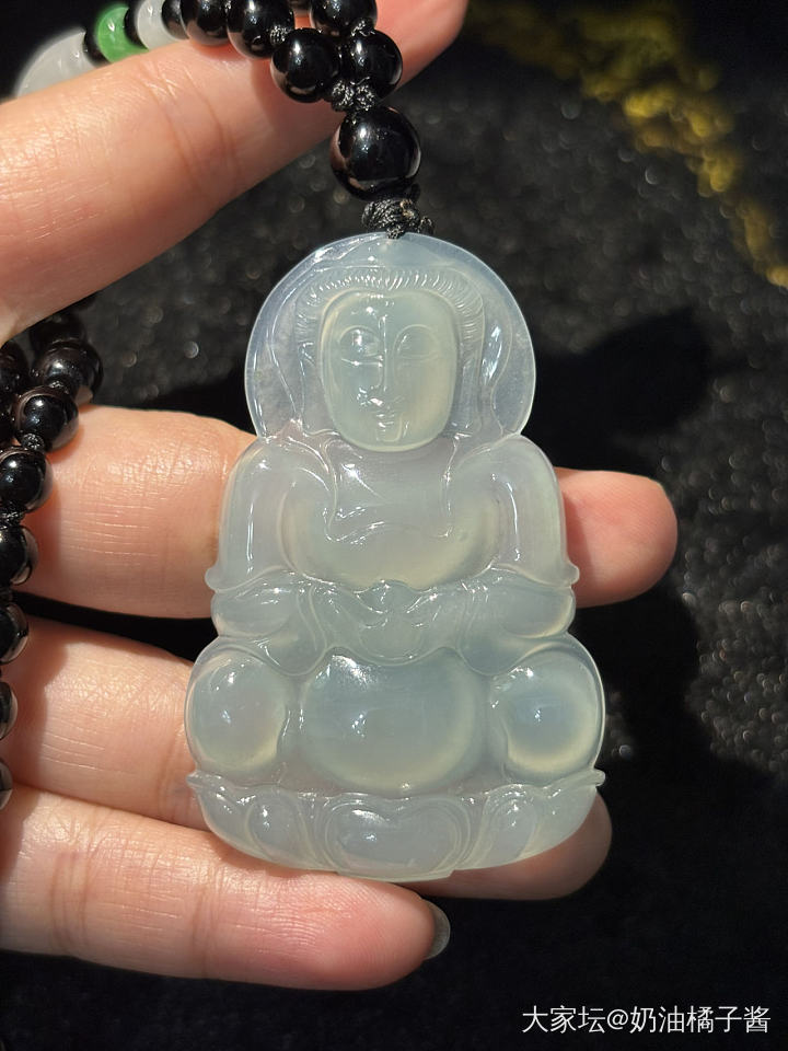 天然翡翠冰晴观音_翡翠
