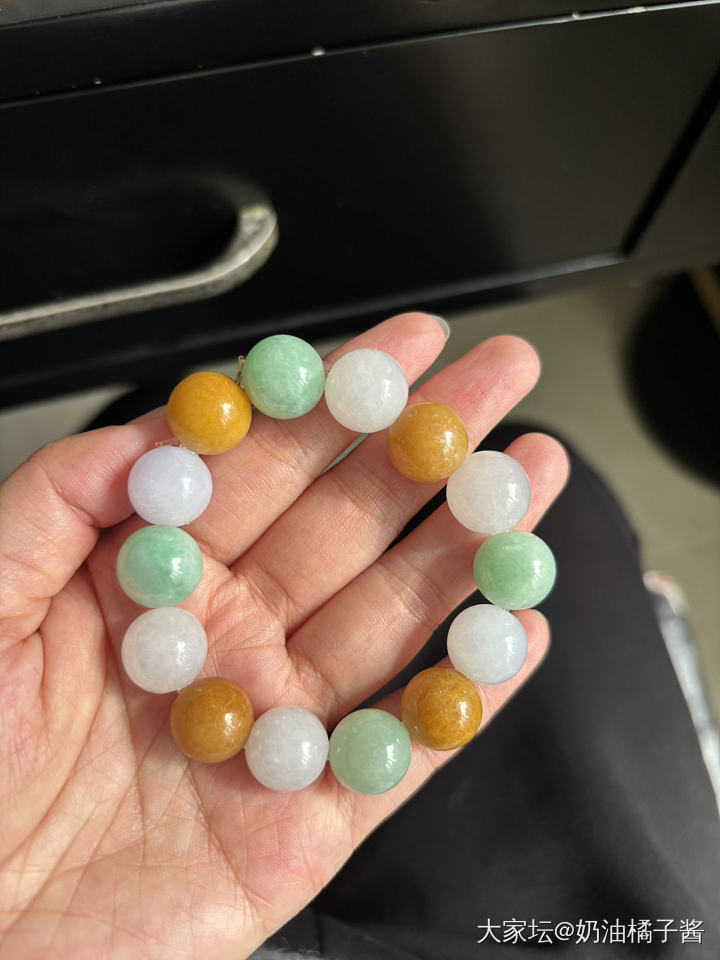 翡翠糖果卡13手串_翡翠