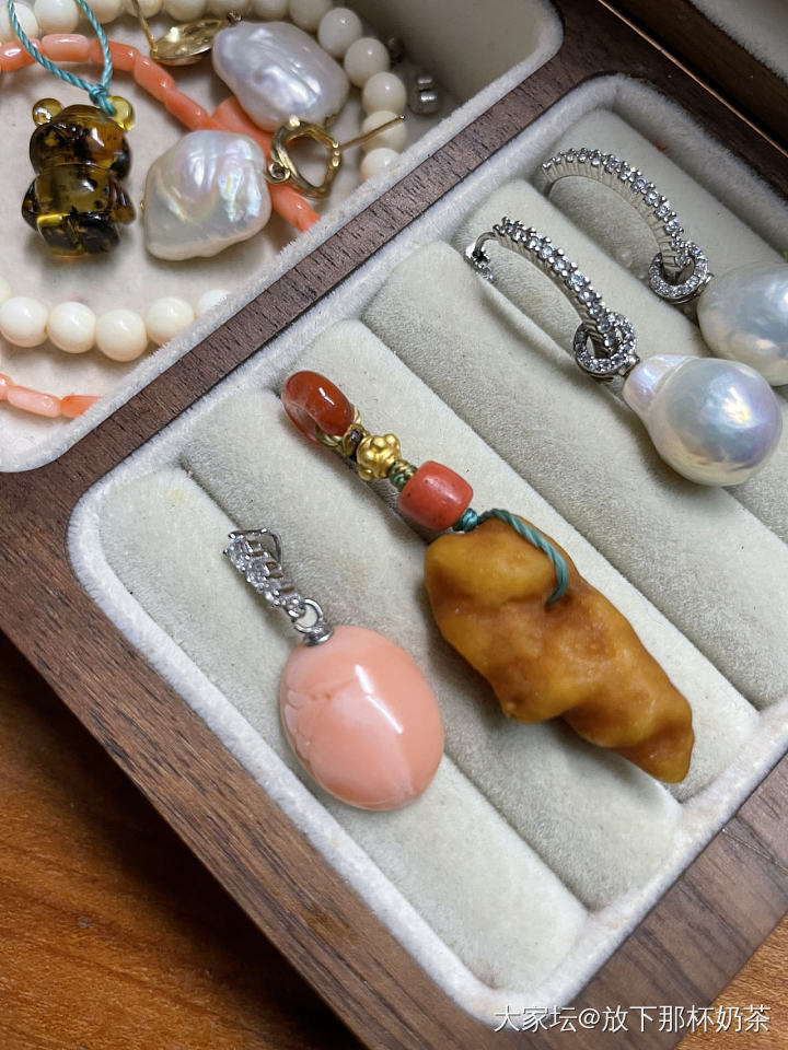 周末更新 血亏清理小百手链 都对半出珊瑚珍珠绿松蜜蜡小精品_有机宝石