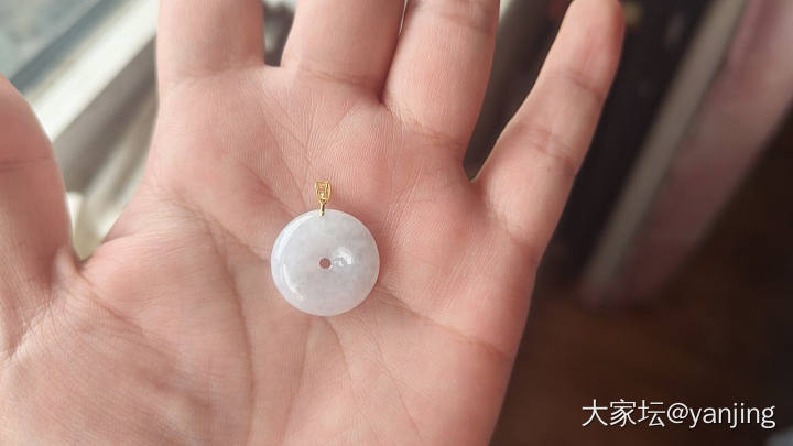 天然缅甸A货翡翠吊坠_翡翠