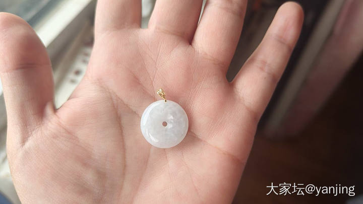 天然缅甸A货翡翠吊坠_翡翠