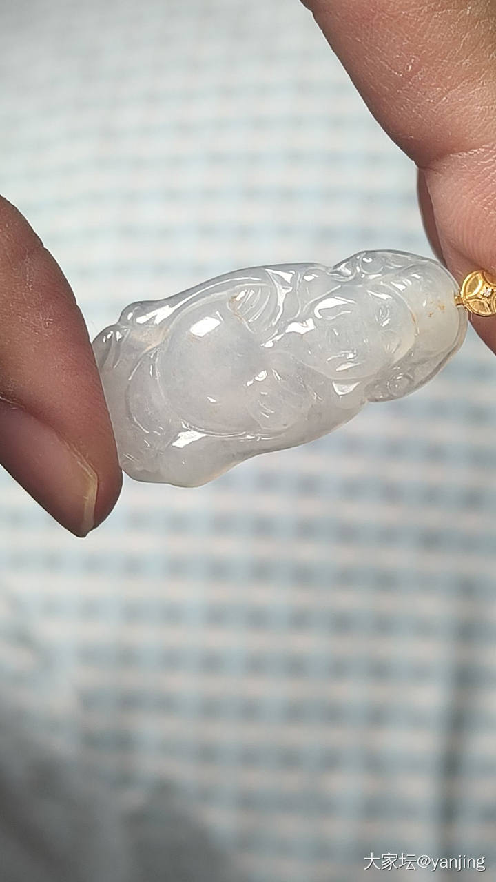 天然缅甸A货翡翠吊坠_翡翠