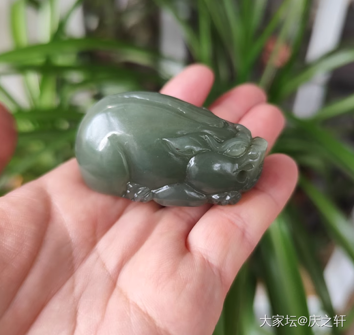 和田玉青海料貔貅吊坠挂件 送证书_和田玉