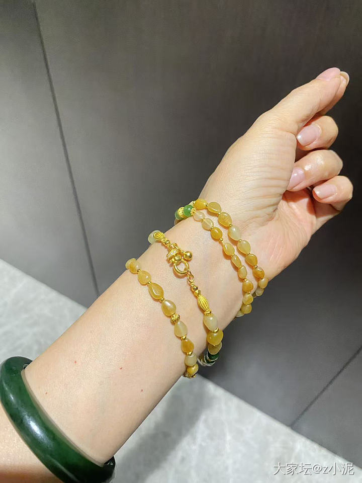 新疆和田玉黄沁小籽项链多戴款_和田玉