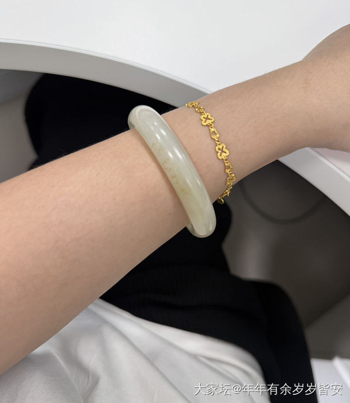 新疆和田玉籽镯_和田玉