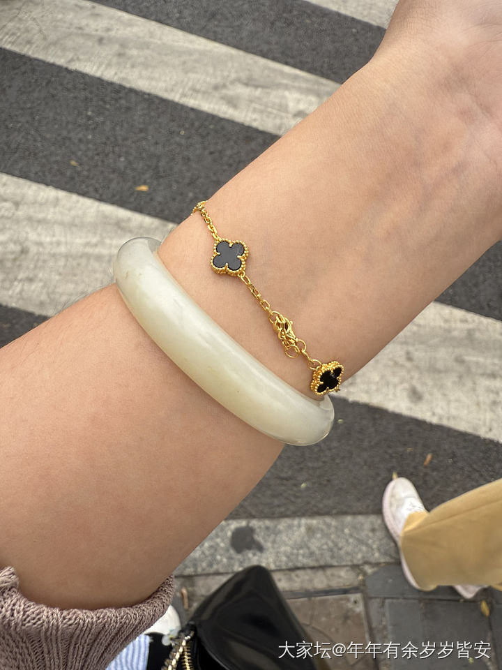 新疆和田玉籽镯_和田玉