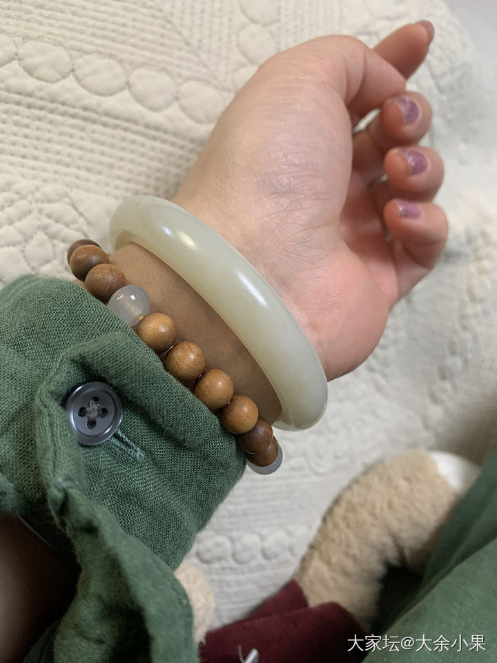 新疆和田玉籽镯_和田玉