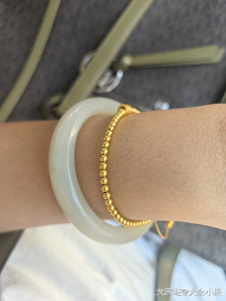 新疆和田玉籽镯_和田玉