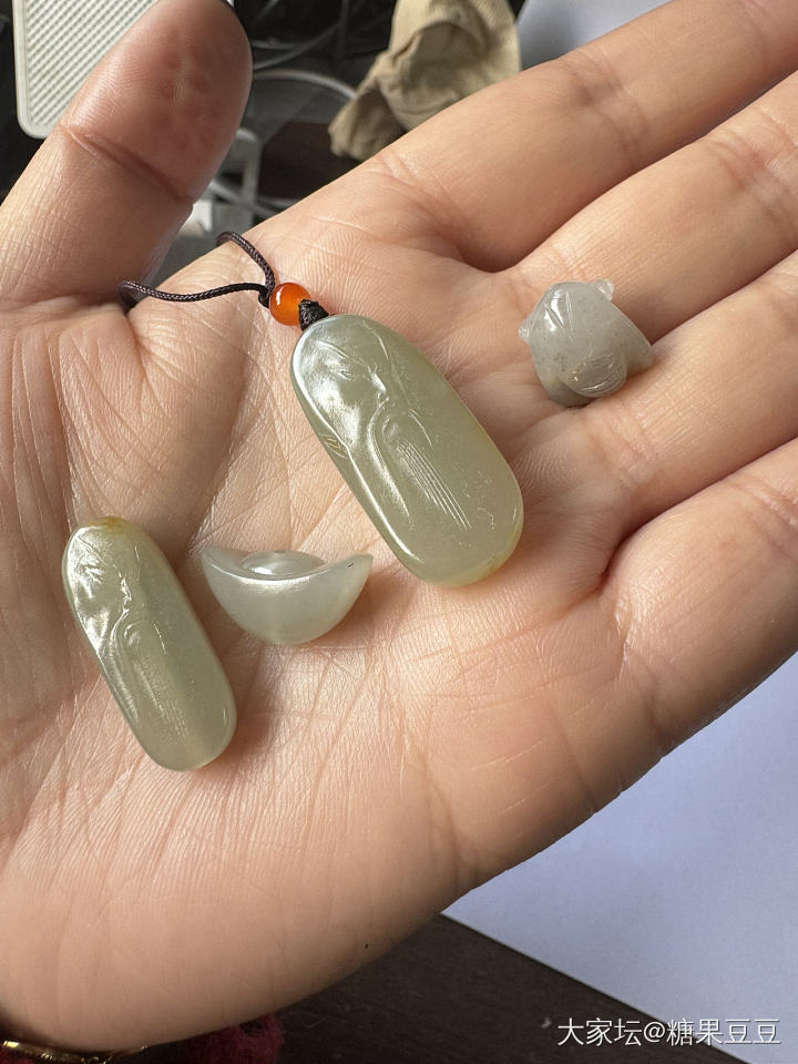 出一些籽料小件_和田玉
