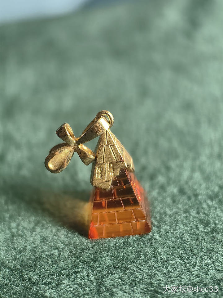 周大福金字塔_金