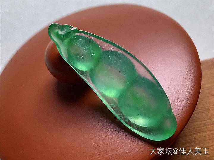 佳人美玉玻璃种木那绿福豆掌柜推荐_翡翠