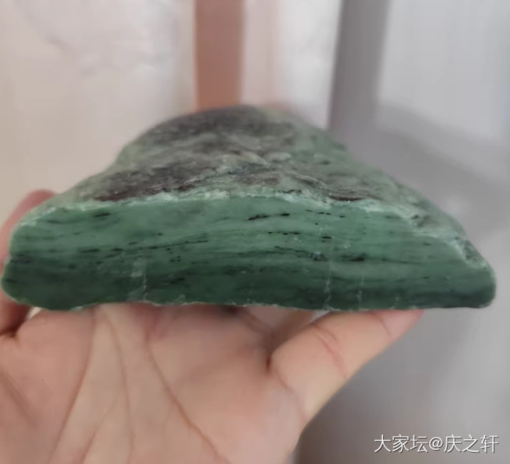 和田玉碧玉苹果绿山料原石小摆件_和田玉