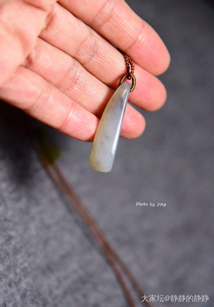 三色小油坨一枚_和田玉