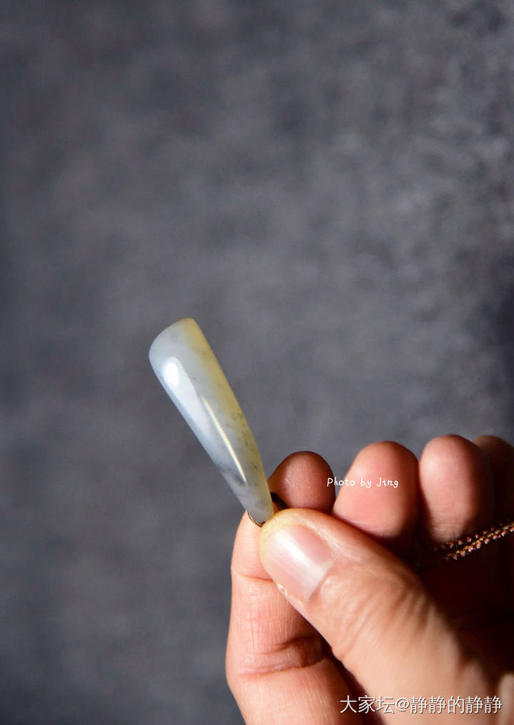 三色小油坨一枚_和田玉