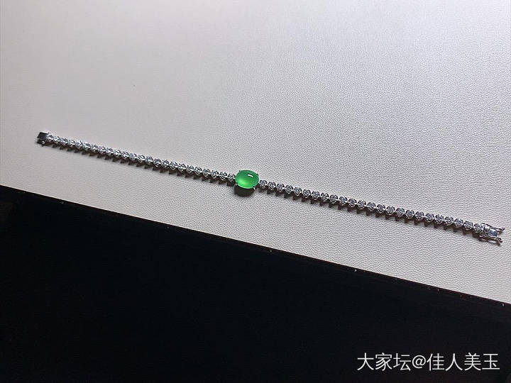 佳人美玉高冰种木那蛋面镶金手链_翡翠