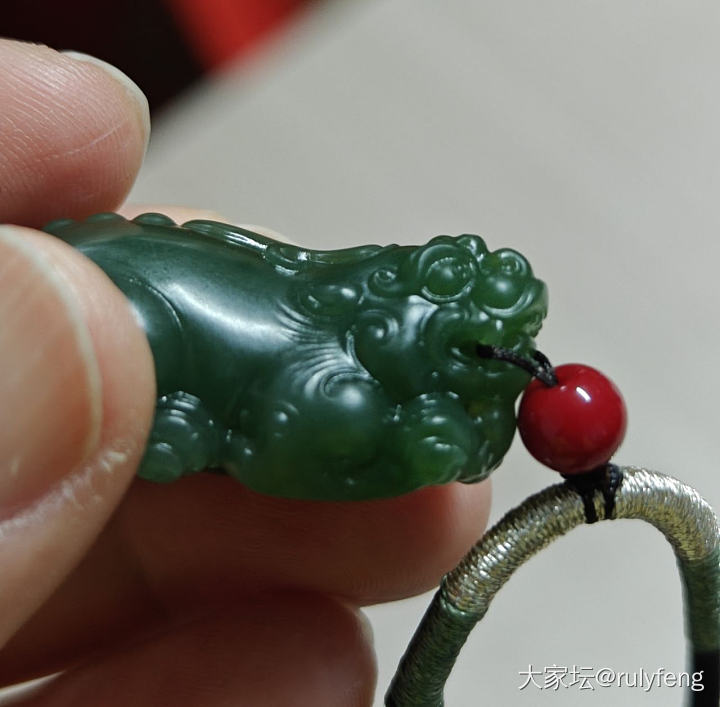 俄碧7号矿白加绿貔貅_和田玉