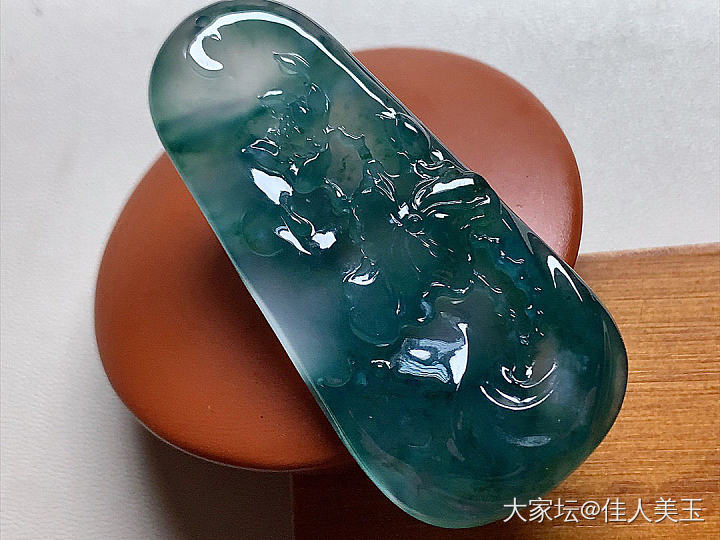 佳人美玉玻璃种蓝水莲花牌_翡翠