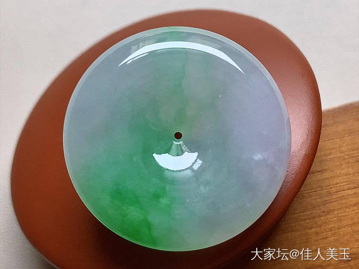 佳人美玉阳绿大平安扣价22800_翡翠