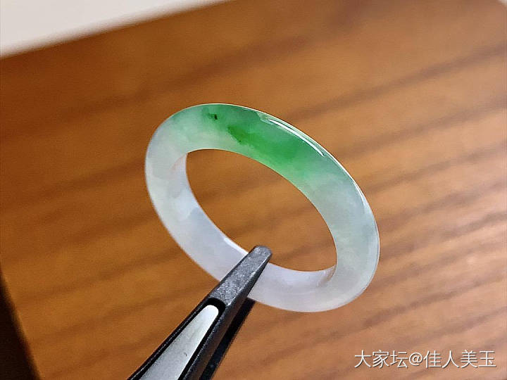 佳人美玉冰种阳绿戒指圈口17号价6980_翡翠
