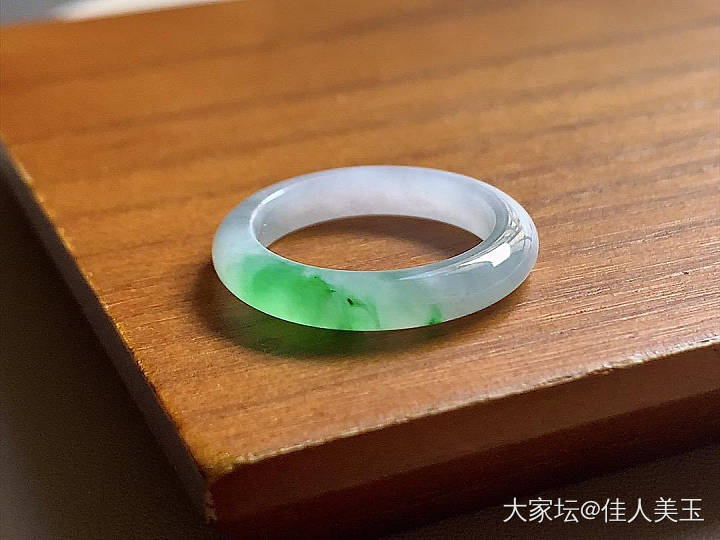 佳人美玉冰种阳绿戒指圈口17号价6980_翡翠