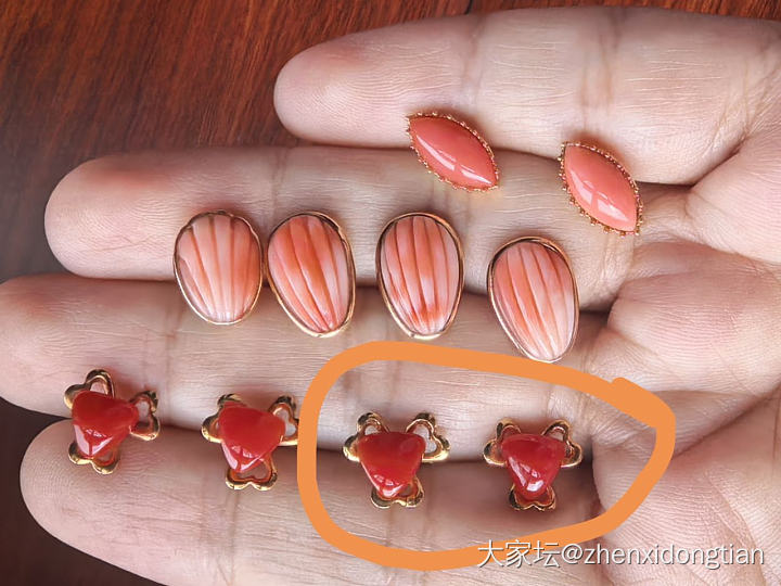 按金价出18K王同学耳钉_金