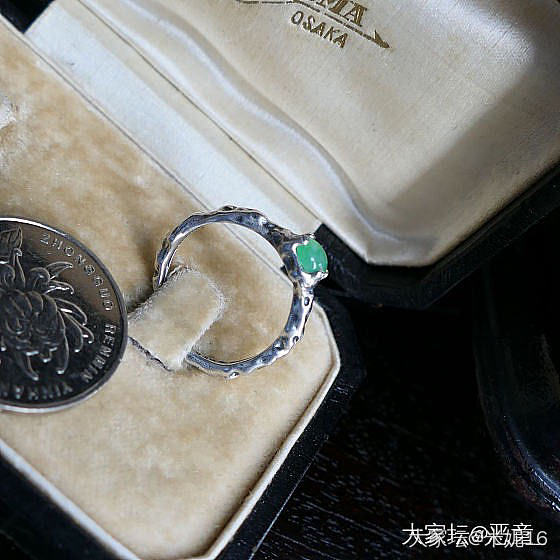 果阳绿翡翠纯银开口可调节戒指_翡翠