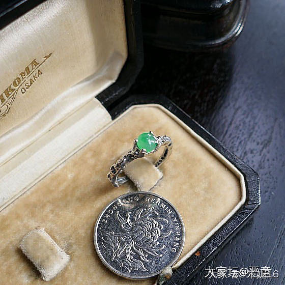 果阳绿翡翠纯银开口可调节戒指_翡翠