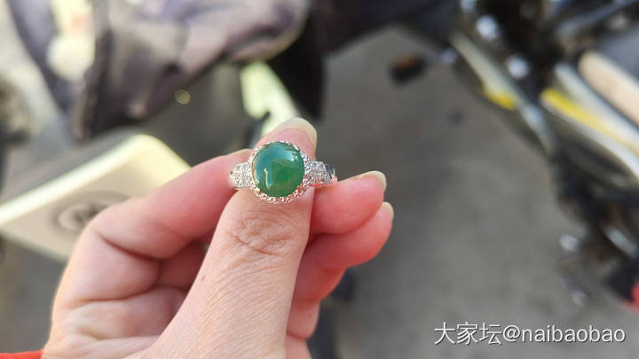 天然缅甸A货翡翠蛋面_翡翠