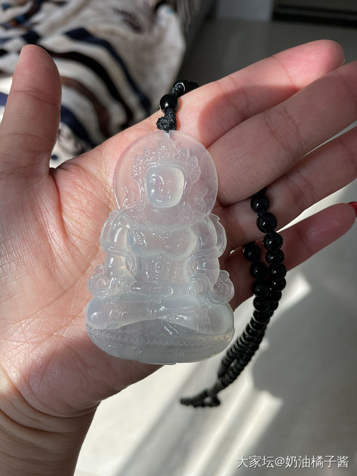 天然翡翠冰种度母_翡翠