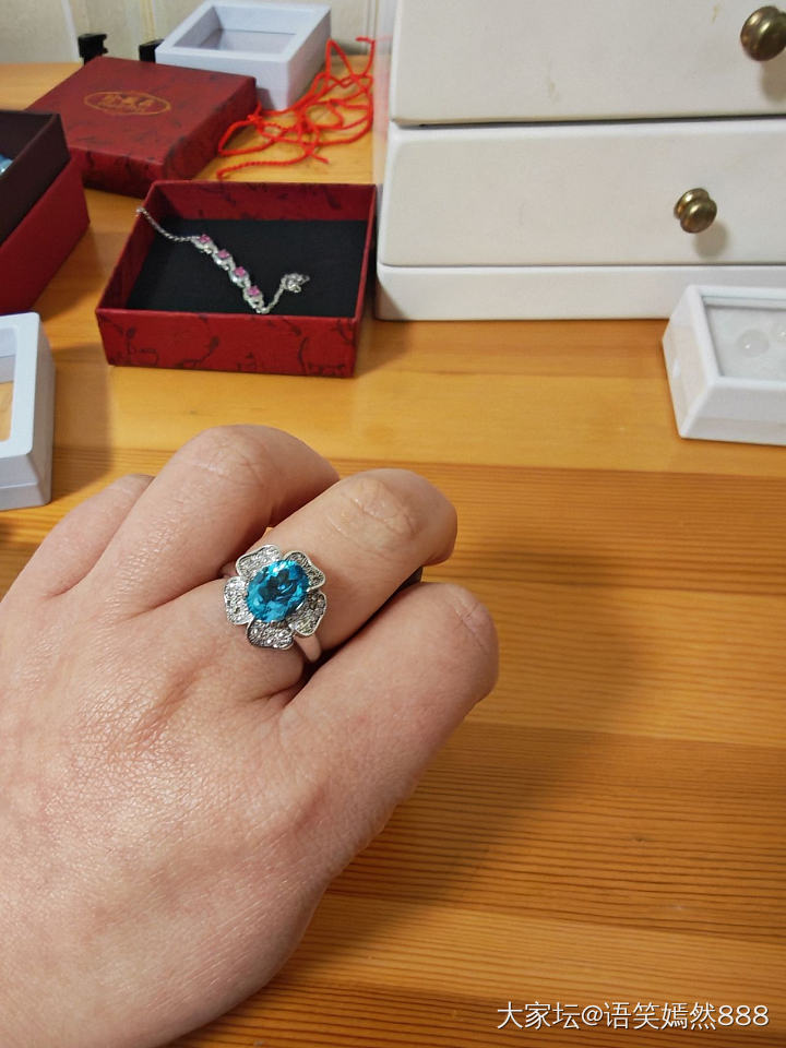 培育帕拉伊巴戒指，海蓝宝手串，红宝石手链，托帕石套装，翡翠平安扣_彩色宝石