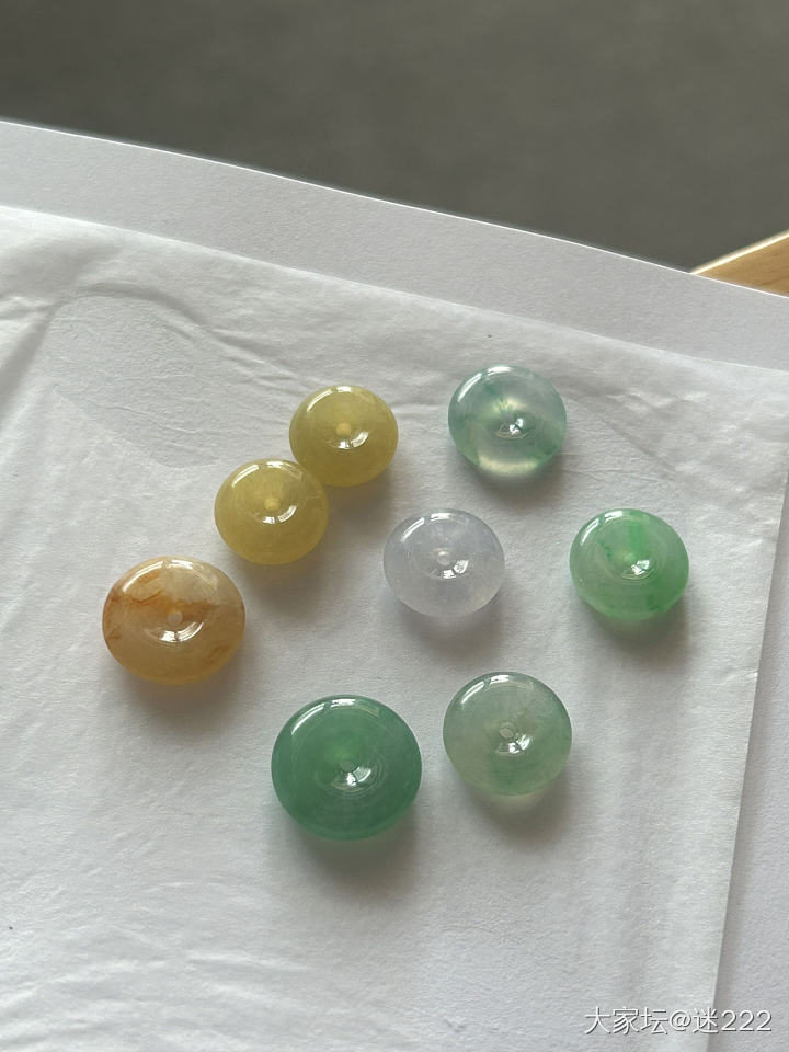 五彩缤纷的小扣子_翡翠