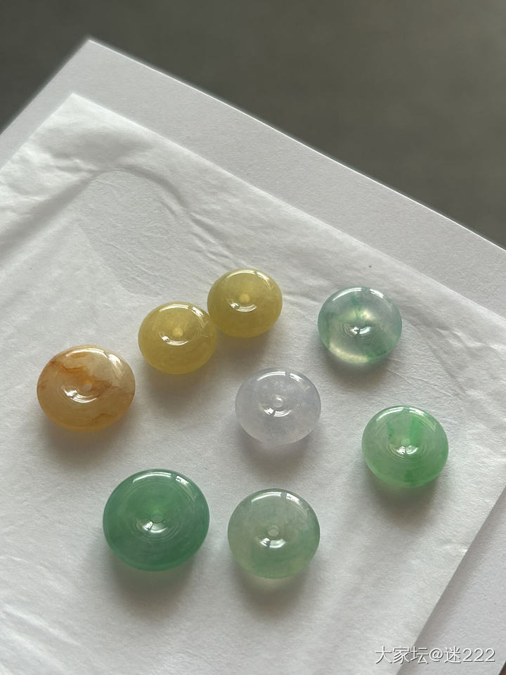 五彩缤纷的小扣子_翡翠