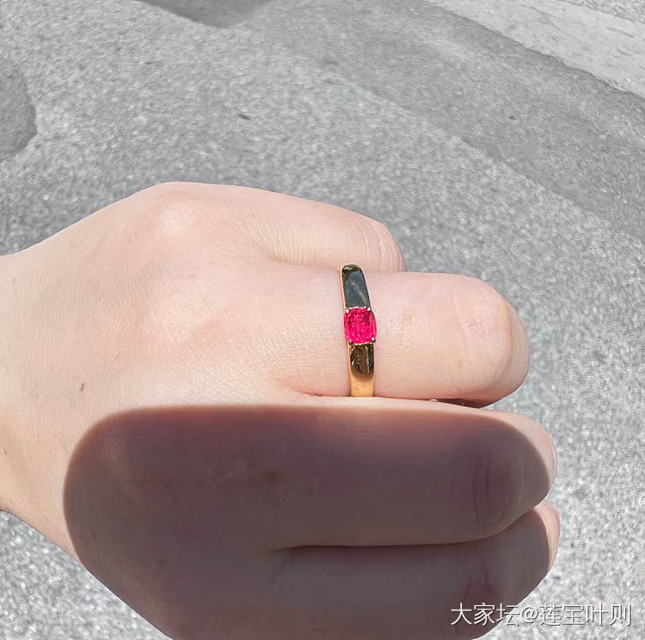 【色标级】绝地武士红绝地戒指_彩色宝石