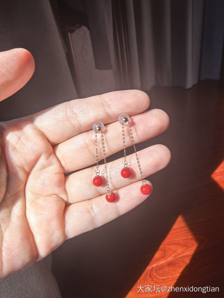 按金价出18K王同学耳钉_金