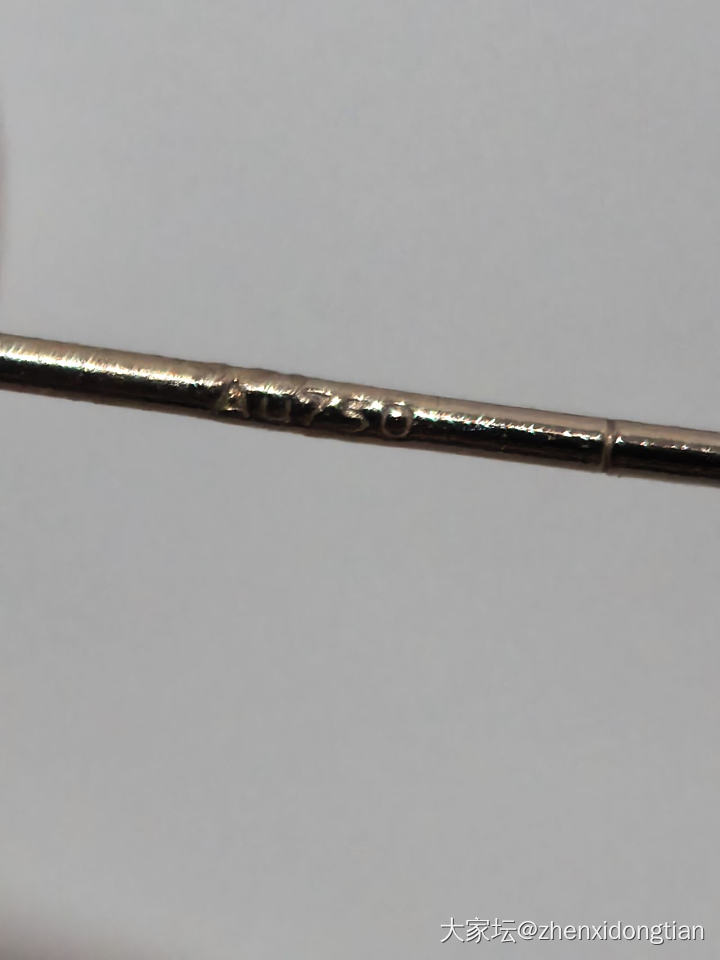 按金价出18K王同学耳钉_金