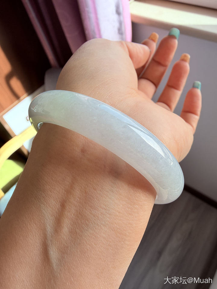 翡翠手镯_金