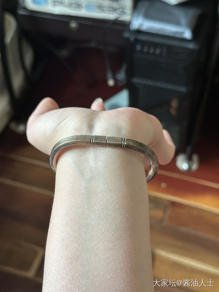 眉丫家老银镯3个章_手镯手饰银