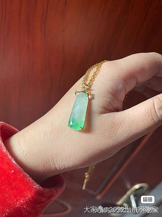 出些金子和翡翠等_金