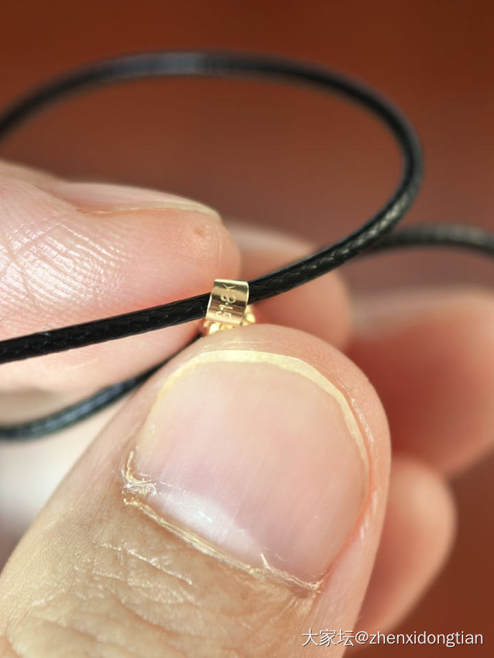 按金价出18K王同学耳钉_金