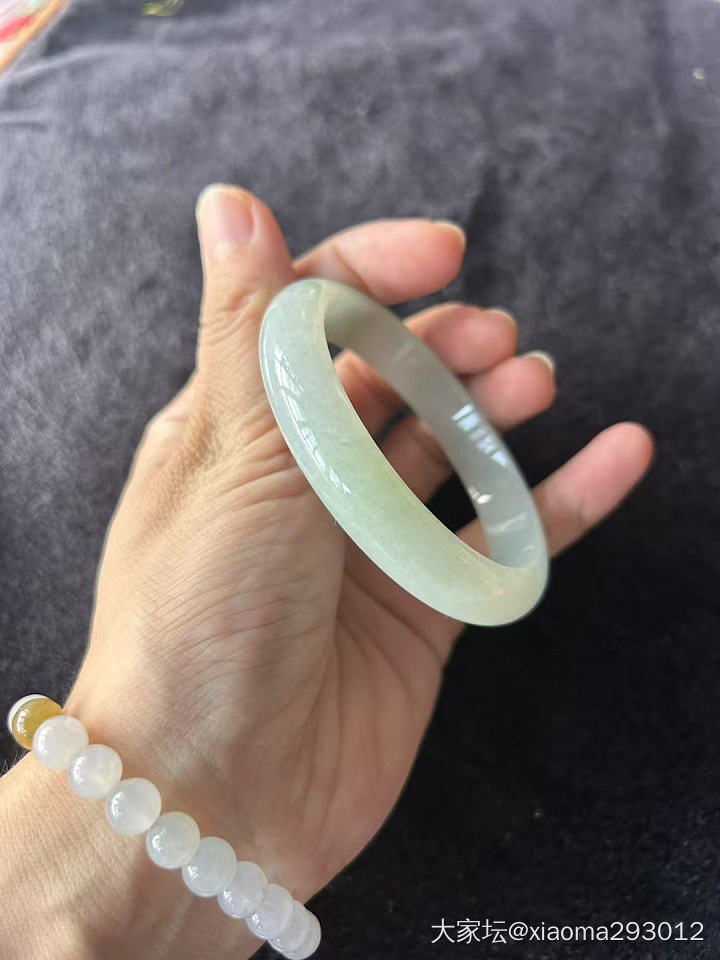 翡翠手镯_翡翠