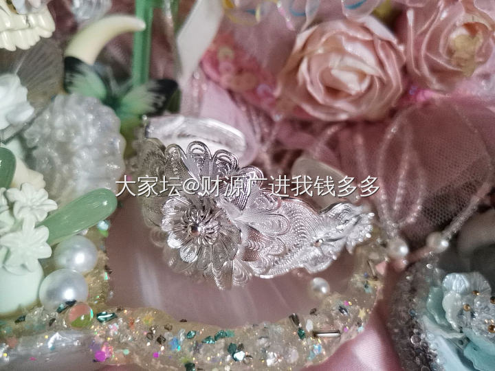 百年宝诚品牌银镯 花丝，镂空，浮雕工艺_银