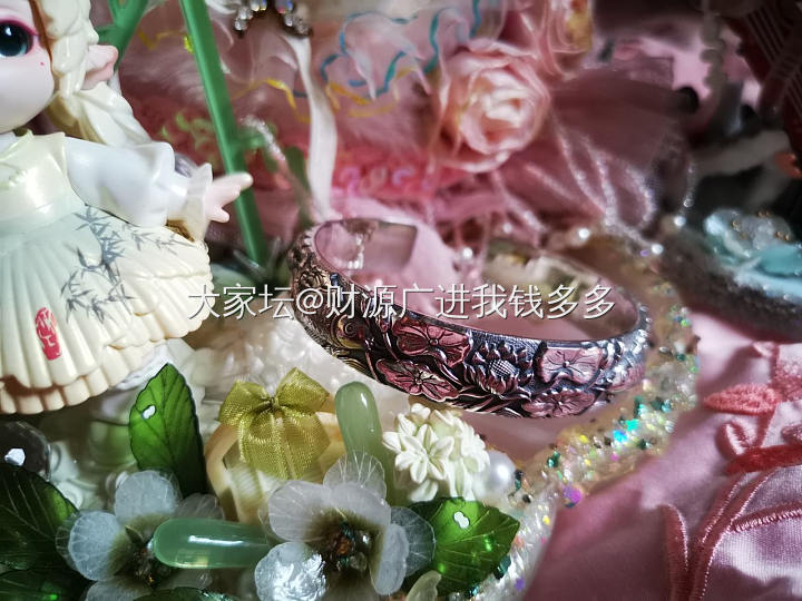 百年宝诚品牌银镯 花丝，镂空，浮雕工艺_银
