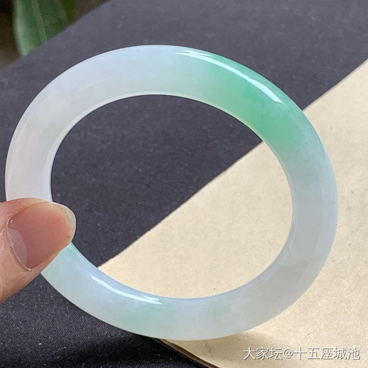 坛子有拿货的商家吗_翡翠