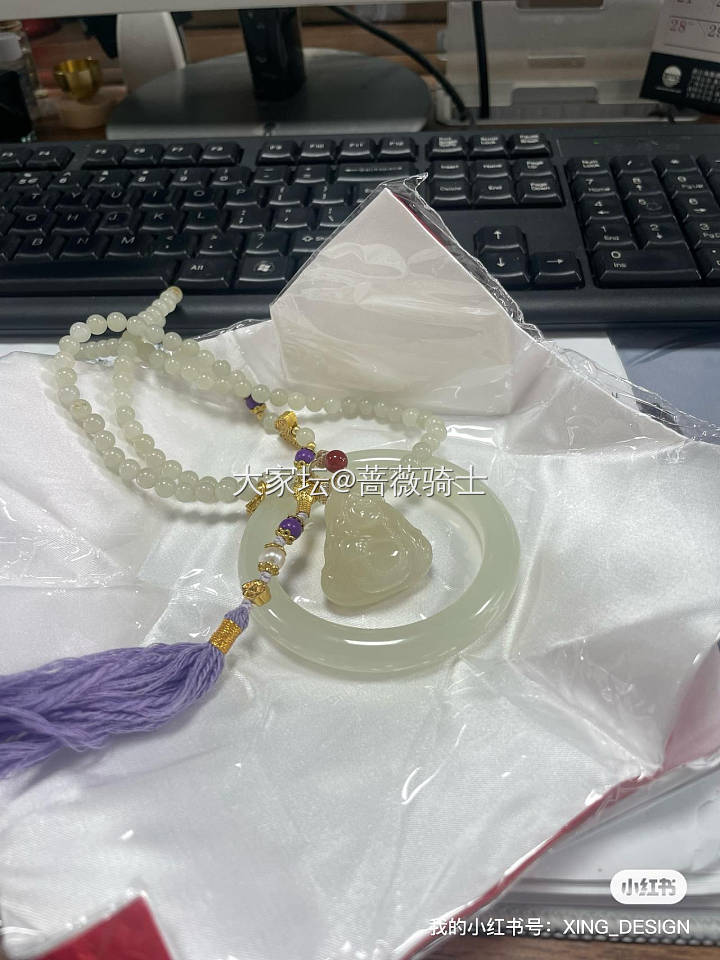 百位数出观山闲置青海蜂蜜水佛公吊坠挂件_和田玉